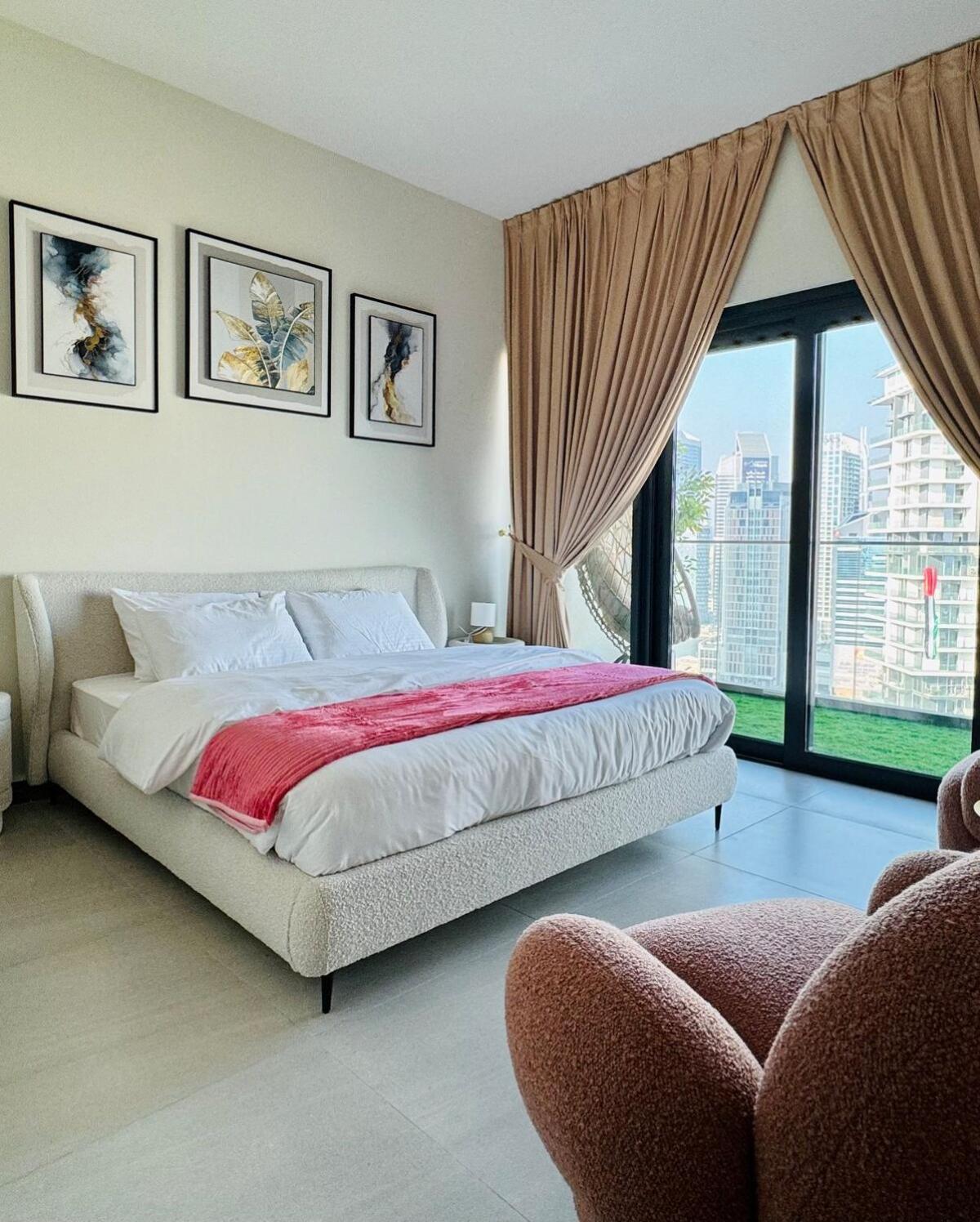 شقة Sleek 1bhk, Cozy Retreat Near Burj Khalifa & Canal