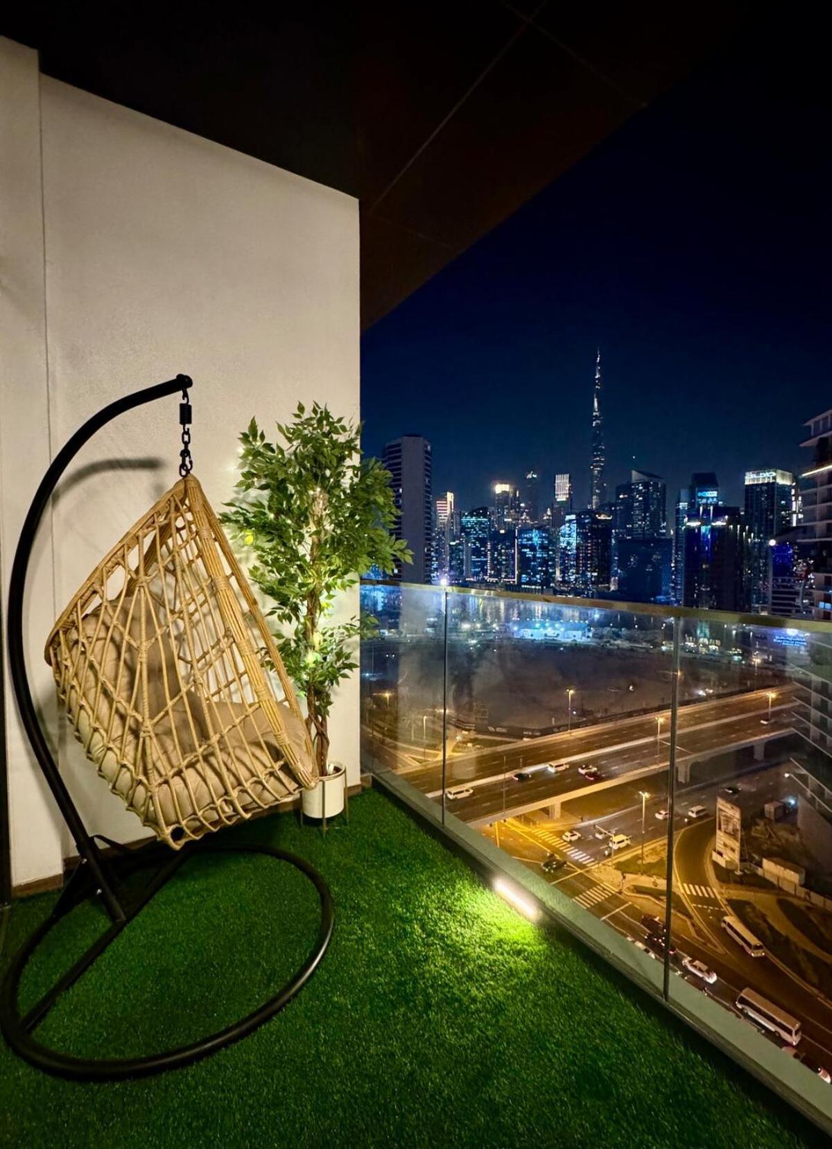Sleek 1bhk, Cozy Retreat Near Burj Khalifa & Canal شقة *