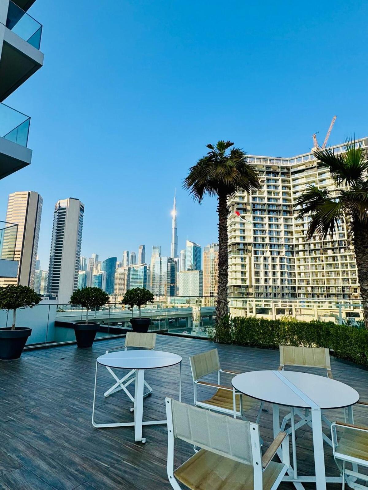 شقة Sleek 1bhk, Cozy Retreat Near Burj Khalifa & Canal